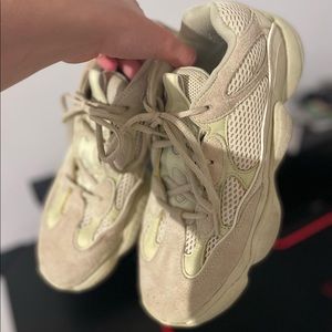 Yeezy Boost 500 in Moon